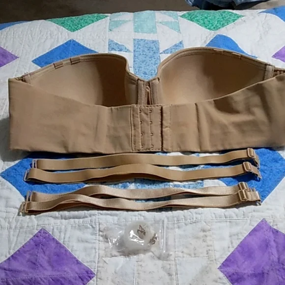 2 NEW NEVER BEEN WORN LANE BRYANT CACIQUE STRAPLESS BRAS SIZE 42C - Picture 9 of 11